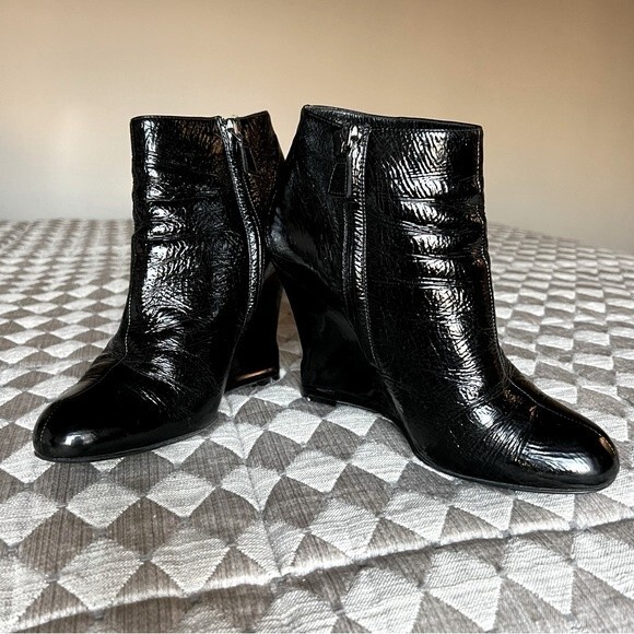 Lanvin Wedge Heeled Black Patent Leather Ankle Boots Side Zip Women EU 39 US 8 - Picture 15 of 15